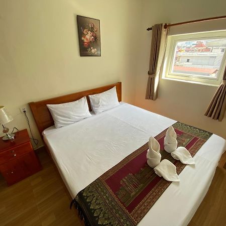Phnom Penh Le Vincent Hotel Екстер'єр фото