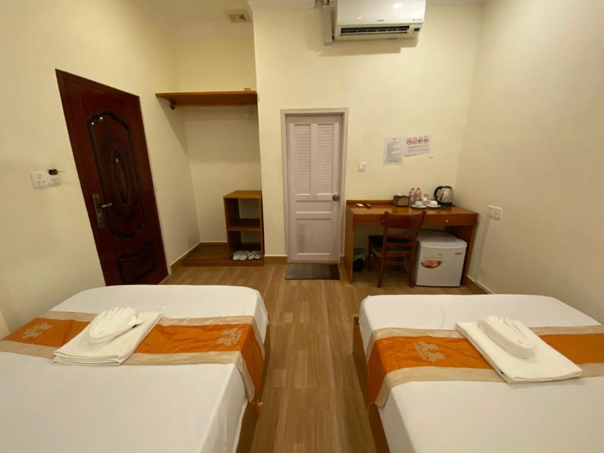 Phnom Penh Le Vincent Hotel Екстер'єр фото
