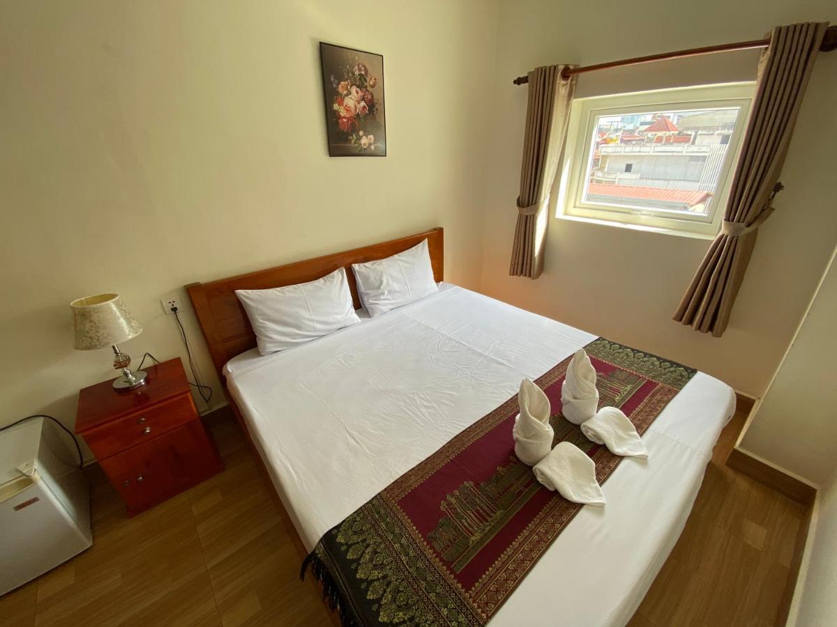 Phnom Penh Le Vincent Hotel Екстер'єр фото