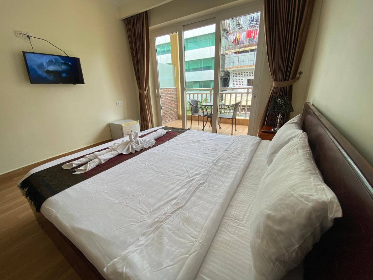 Phnom Penh Le Vincent Hotel Екстер'єр фото