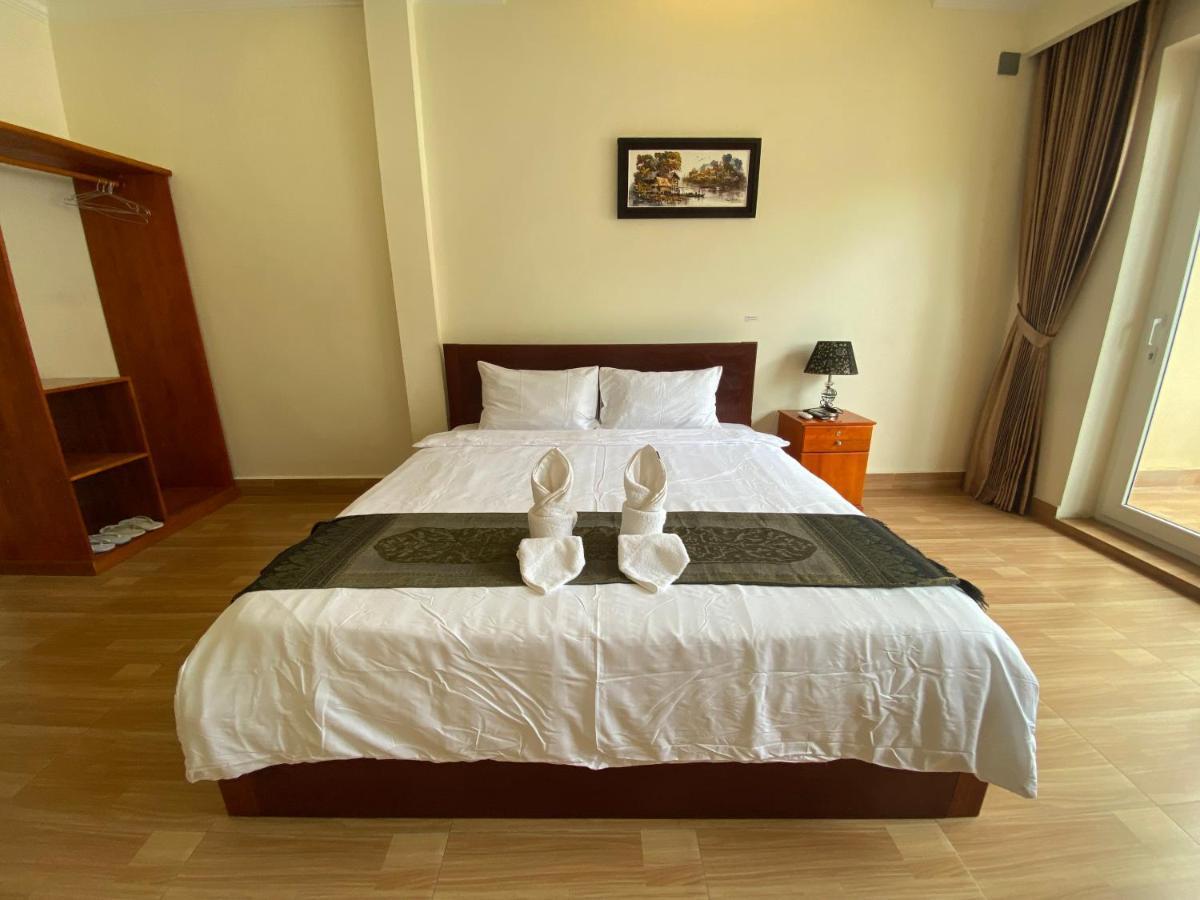 Phnom Penh Le Vincent Hotel Екстер'єр фото