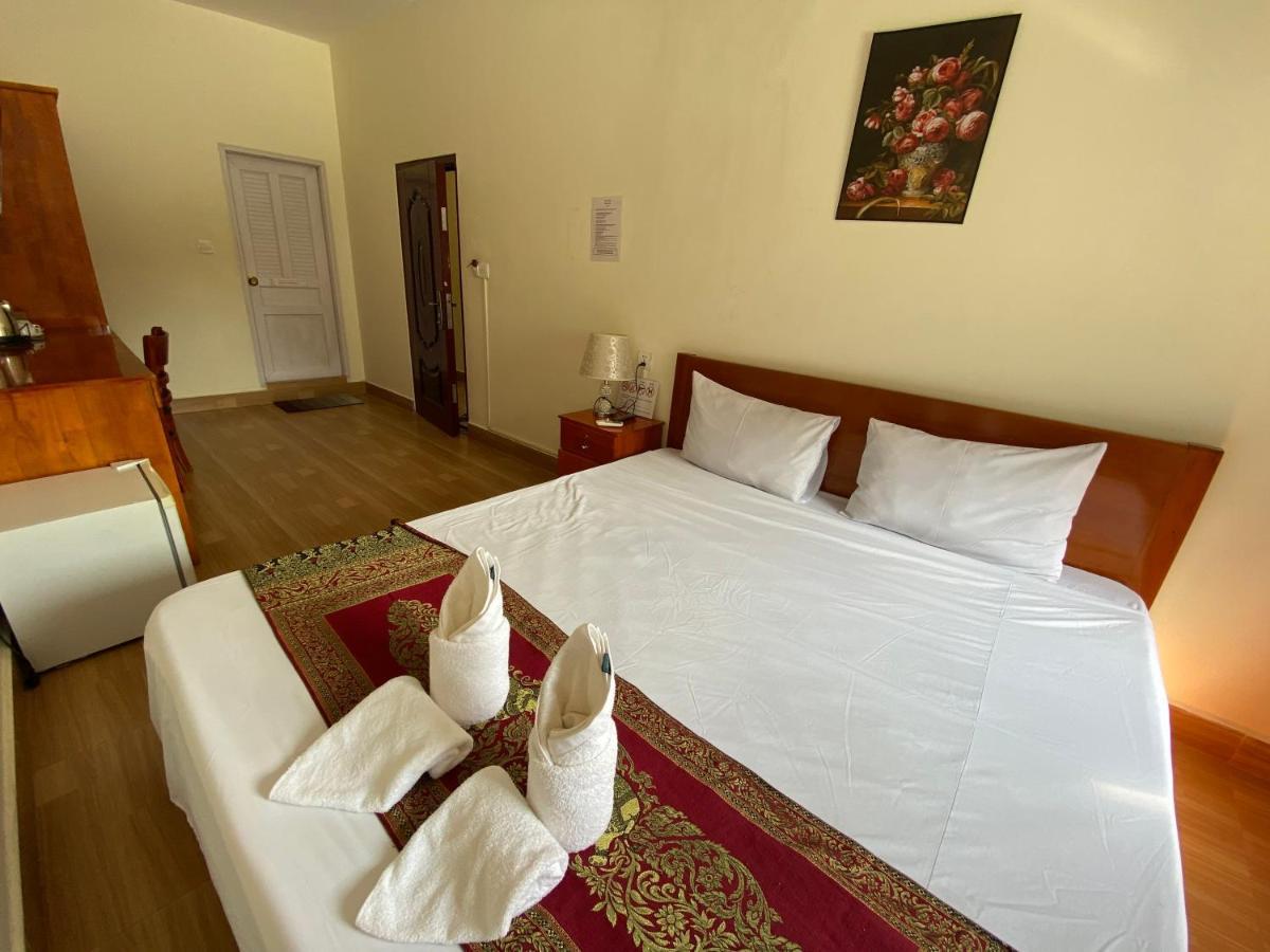 Phnom Penh Le Vincent Hotel Екстер'єр фото