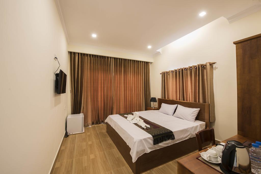 Phnom Penh Le Vincent Hotel Екстер'єр фото