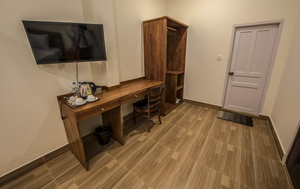 Phnom Penh Le Vincent Hotel Екстер'єр фото