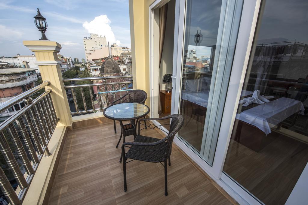Phnom Penh Le Vincent Hotel Екстер'єр фото